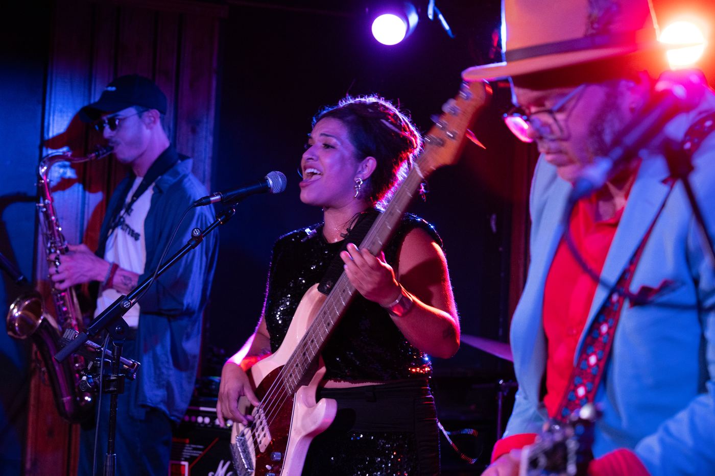 Mason McMillen, Nil Guimarães and Julyo performing at Whelan's